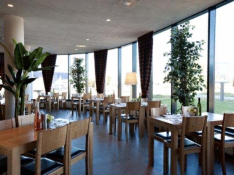 Bastion Hotel Schiphol Гофддорп Екстер'єр фото