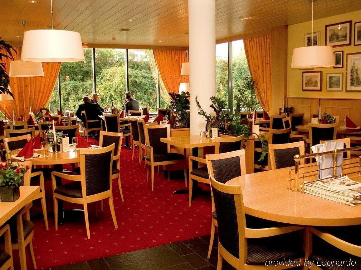 Bastion Hotel Schiphol Гофддорп Екстер'єр фото