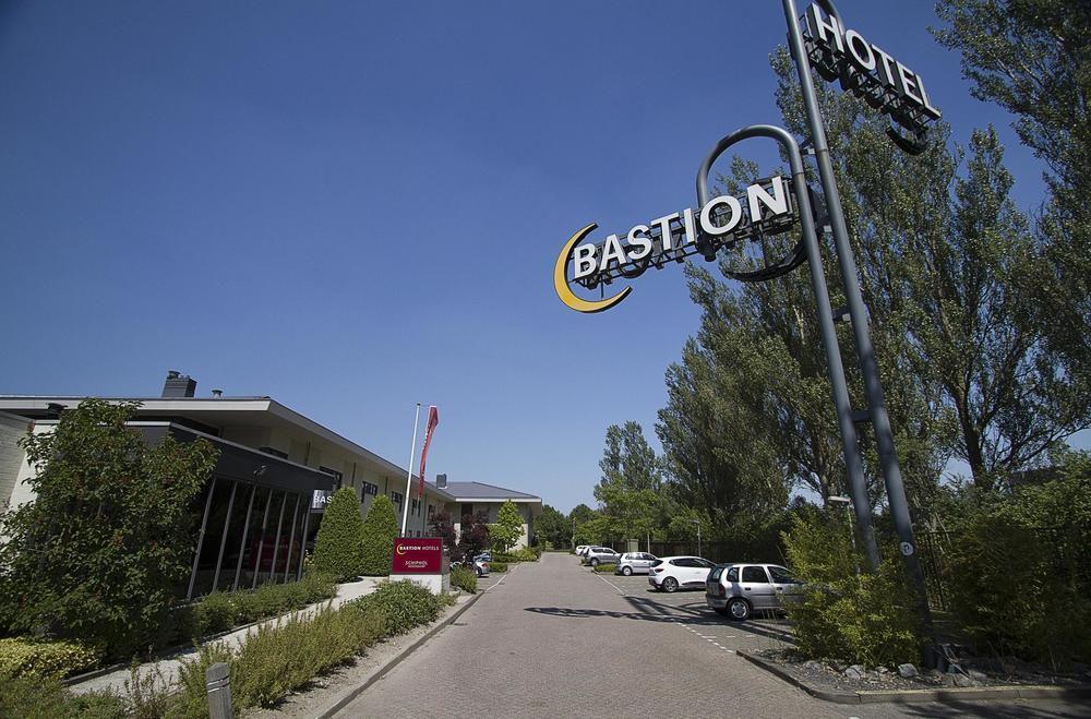 Bastion Hotel Schiphol Гофддорп Екстер'єр фото