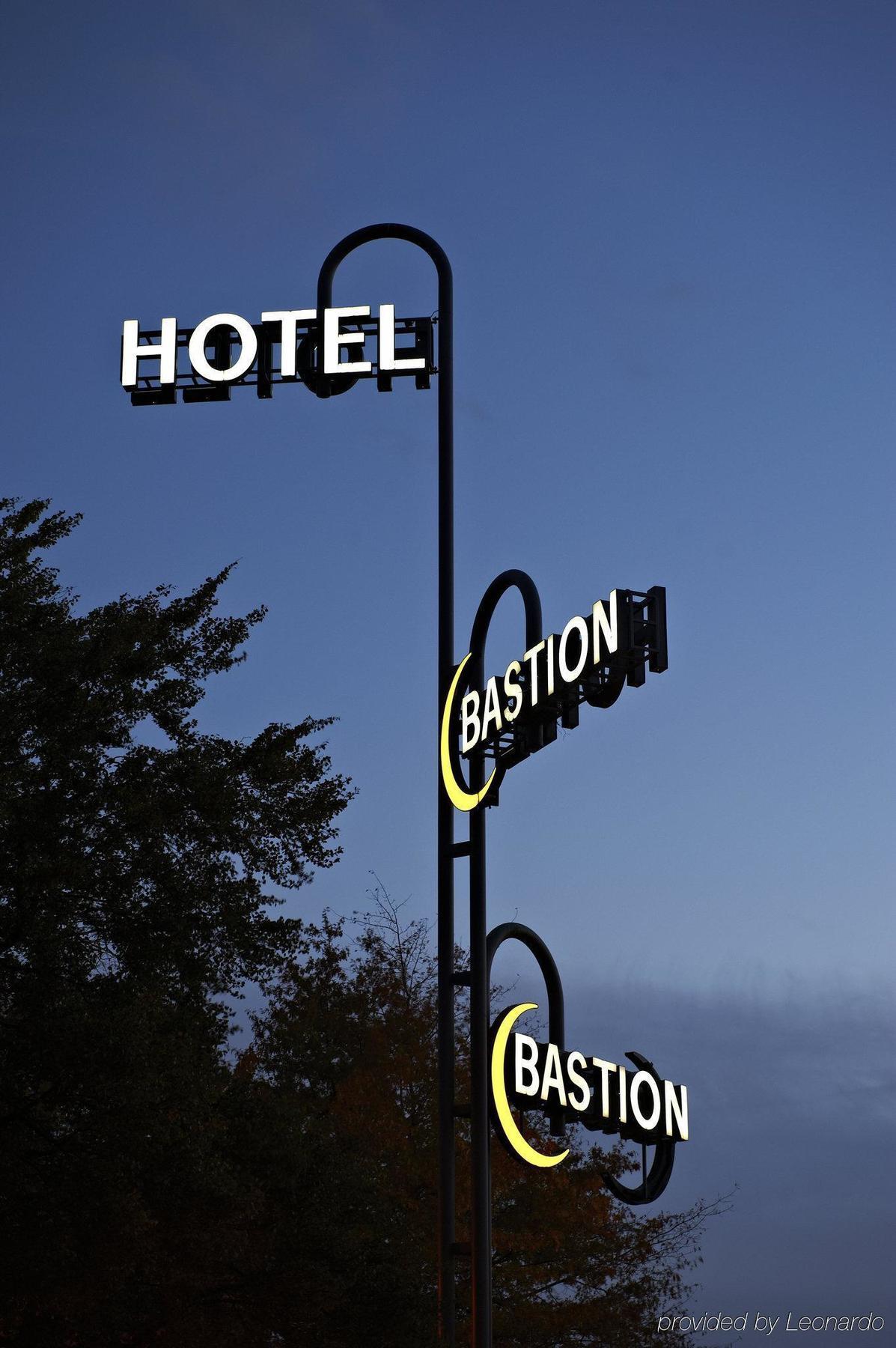 Bastion Hotel Schiphol Гофддорп Екстер'єр фото